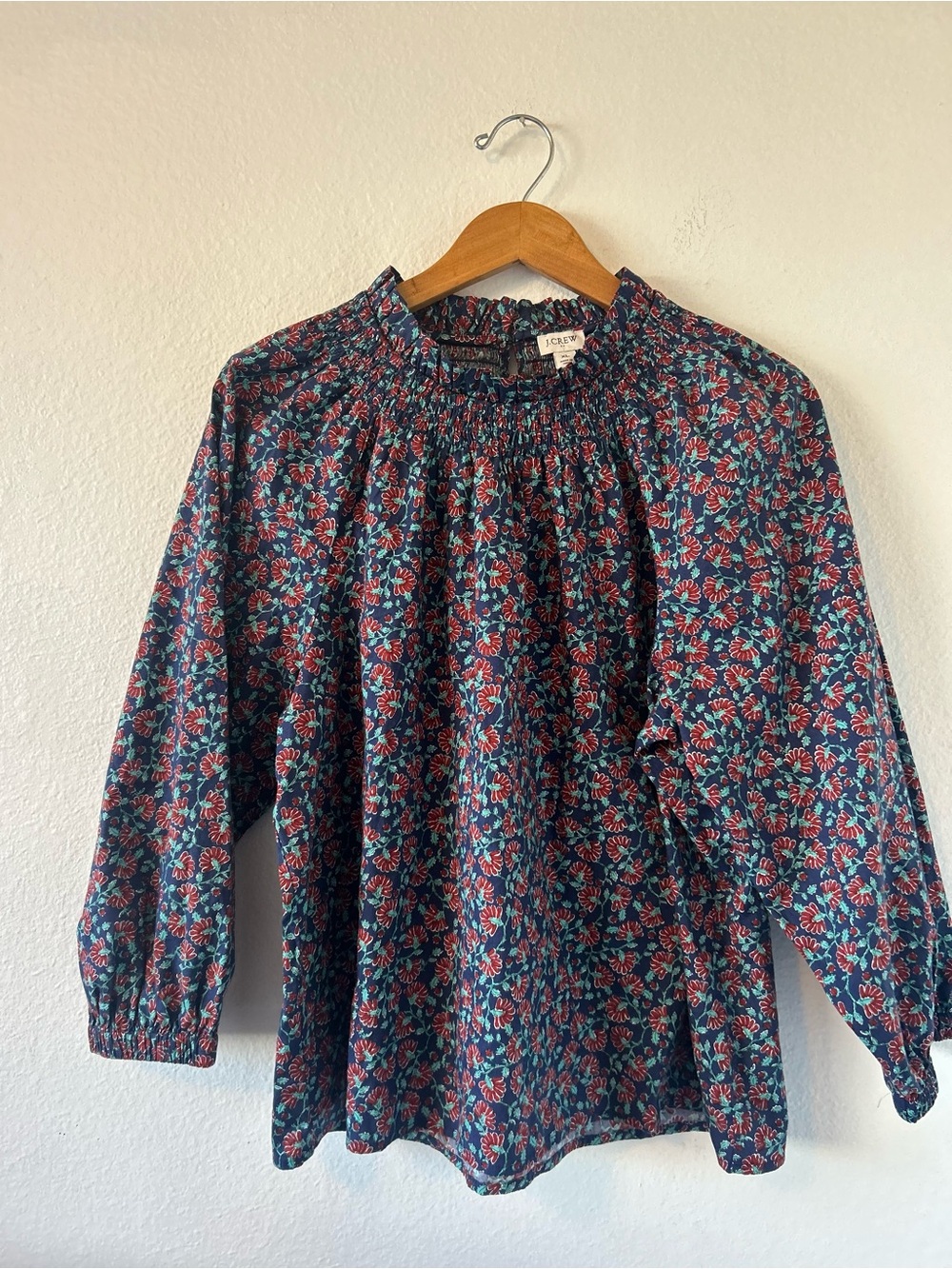 J Crew Women’s Floral Smocked Neck Blouse in Navy, Teal & Red Size XL